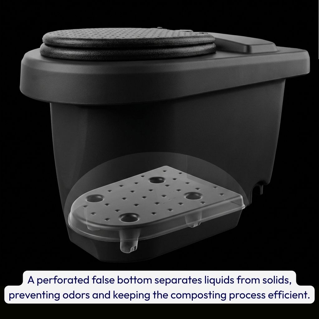 A perforated false bottom separates liquids from solids, preventing odors and keeping the composting process efficient