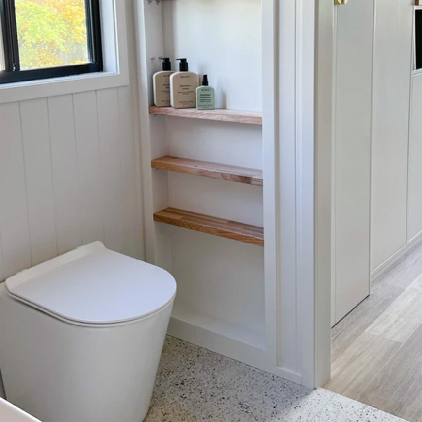 gl 90 waterless toilet pedestal inside a tiny house