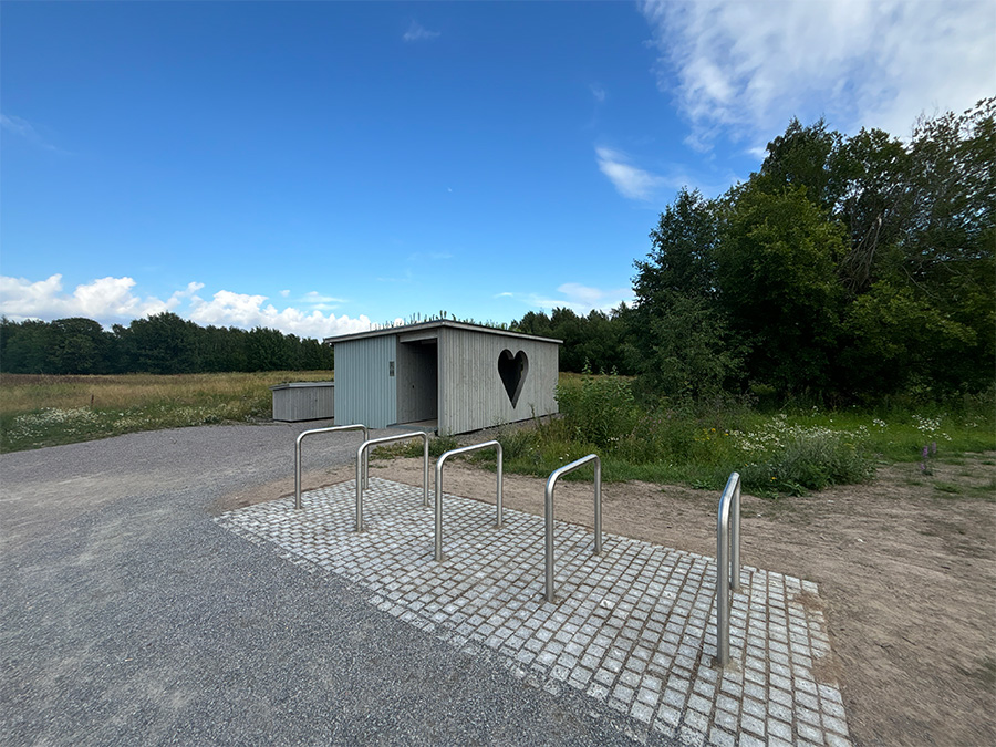 Helsinki Outhouse