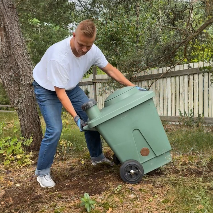 Taking composting toilet unit to emptying site