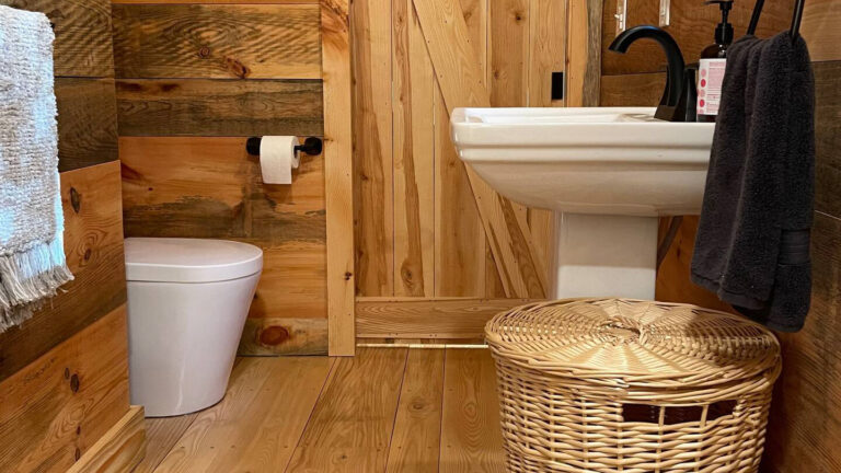 View of Composting Toilets to Cabins - Waterless Toilet Shop
