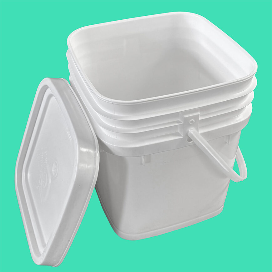 RV Pod Extra Solids container