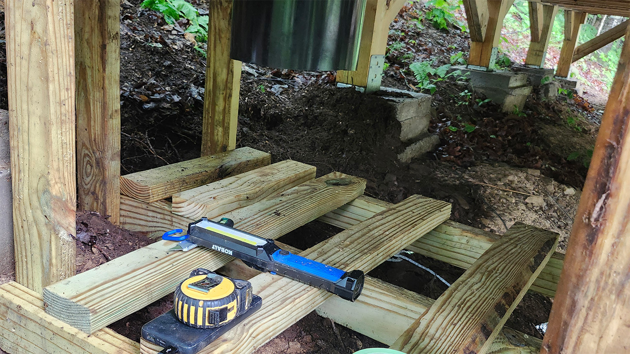 Building the container shelf